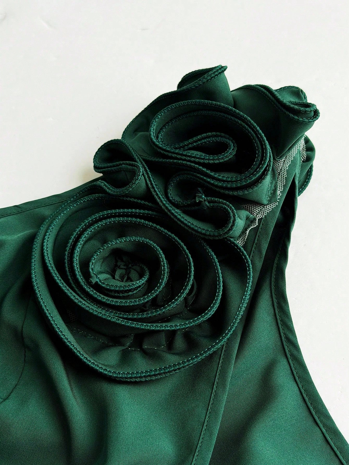 Plus Size Emerald‑Green A‑Line V‑Neck Sleeveless Simple‑Back Floor‑Length Prom Dress