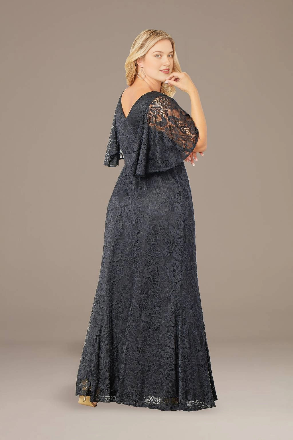 Elegant Plus Size A-Line V-Neck Flutter-Sleeve V-Back Maxi Lace Mother of Bride Dress