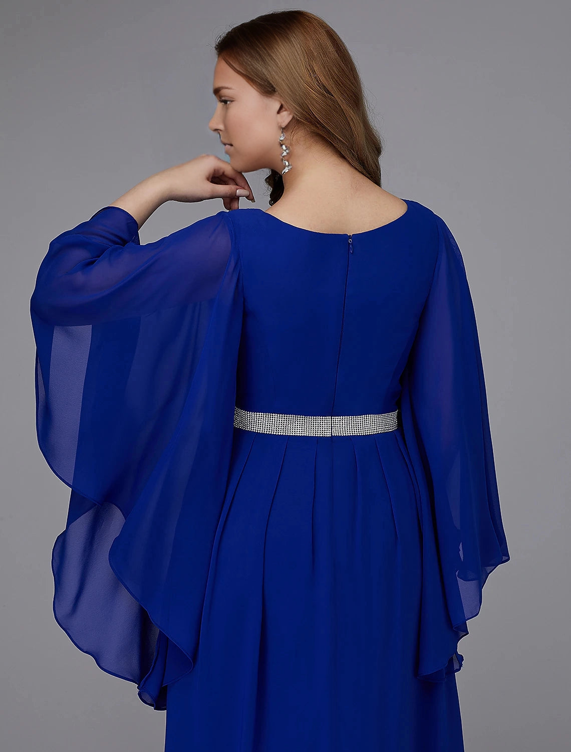 Modest A‑Line V‑Neck Cape‑Sleeve Round‑Back Floor‑Length Plus Size Mother Of The Bride Dress