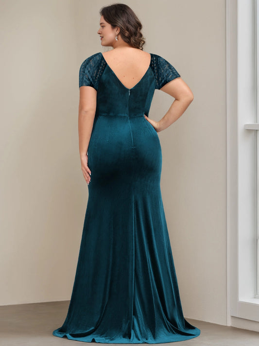 Plus Size Velvet V-Neck Lace Sleeve Rhinestone Brooch Mermaid Long Mother of Bride Dress
