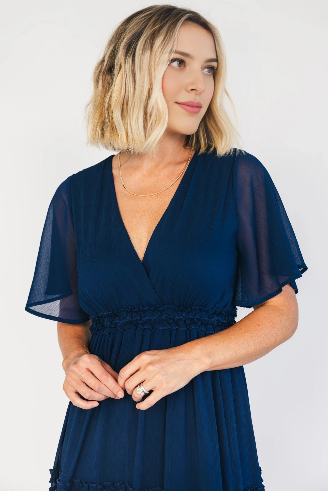 Modest A-Line V-Neck Flutter-Sleeve Tie-Back Floor-Length Mother Of The Bride Dress