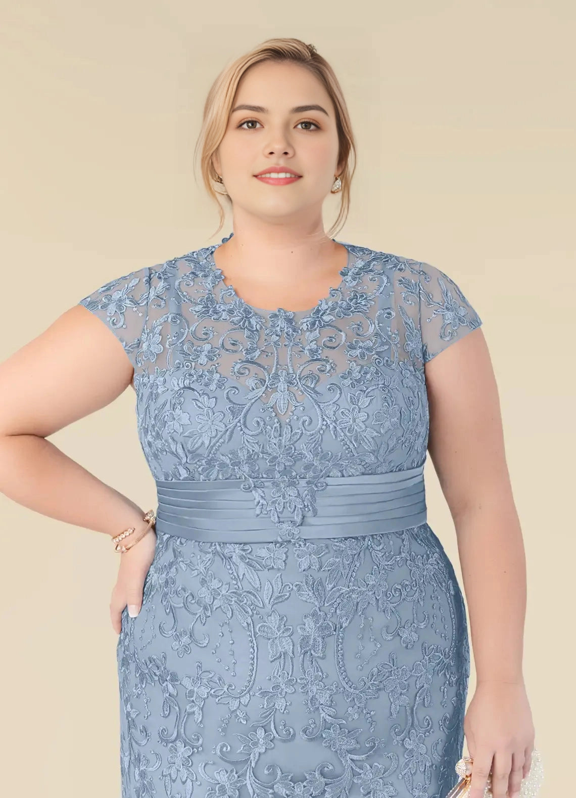 Stunning Mermaid Round‑Neck Cap‑Sleeve Illusion‑Back Floor‑Length Plus Size Mother Of The Bride Dress