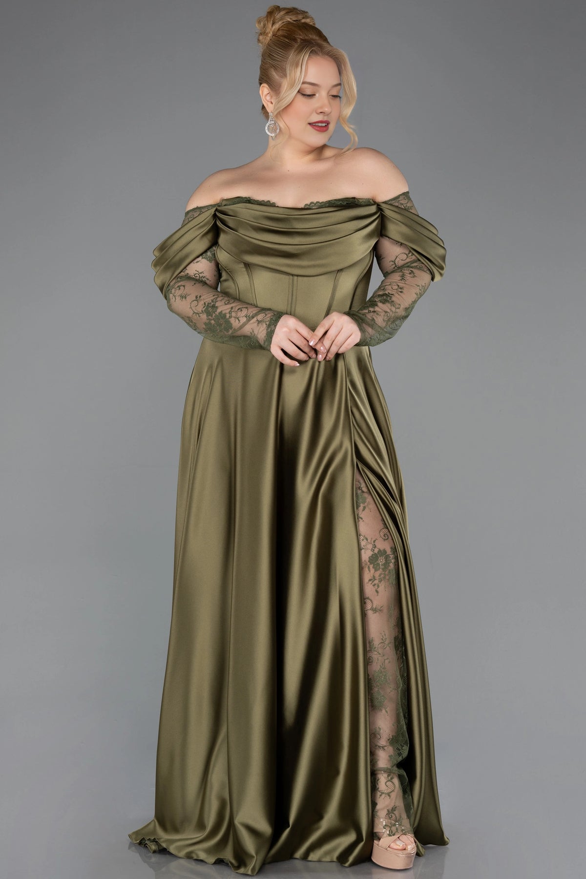 Elegant A-Line Off-Shoulder Lace-Sleeve Zipper-Back Floor-Length Plus Size Wedding Guest Dress