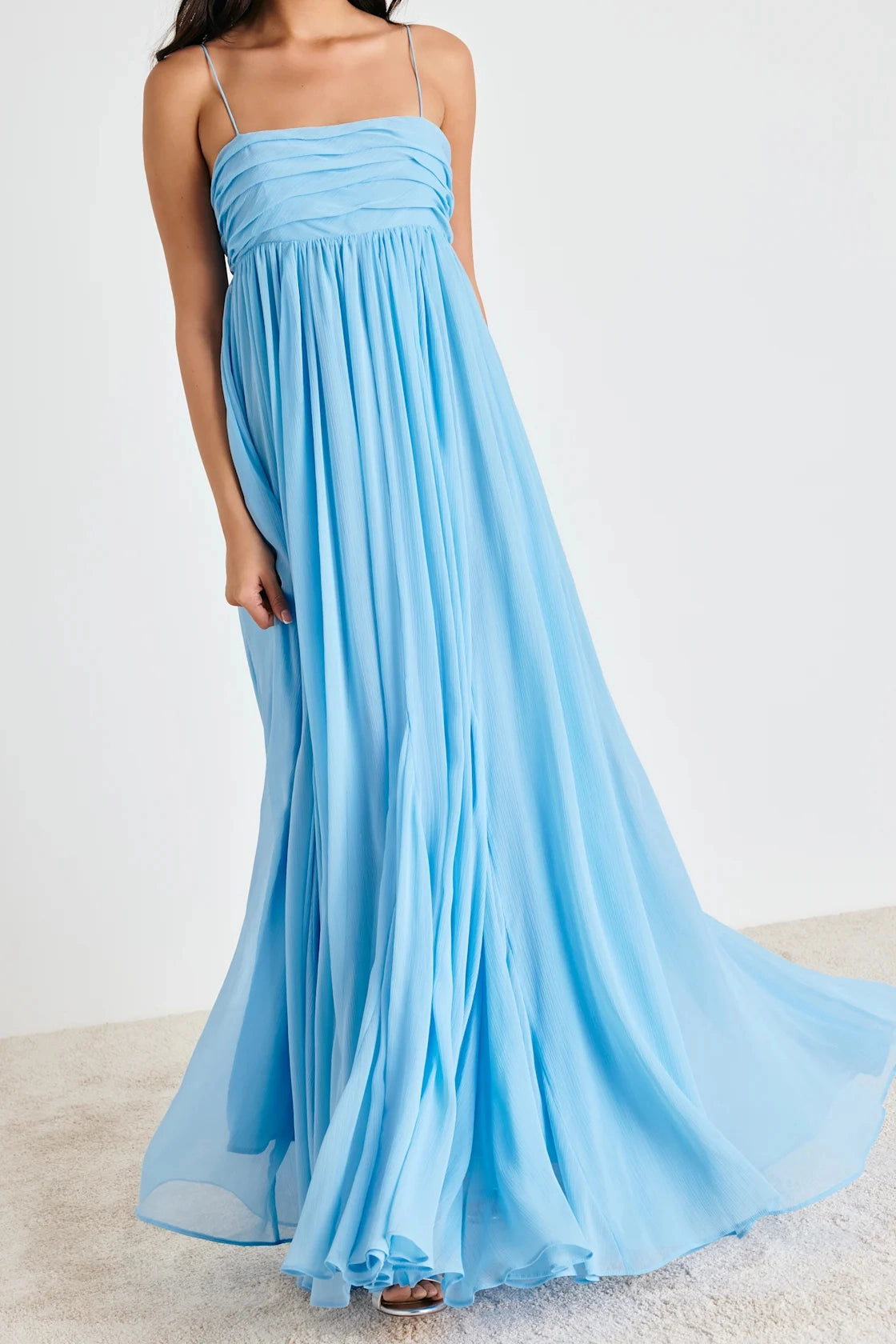 Flowy Maxi Spaghetti Tie-Back Ruched Long Prom Dress