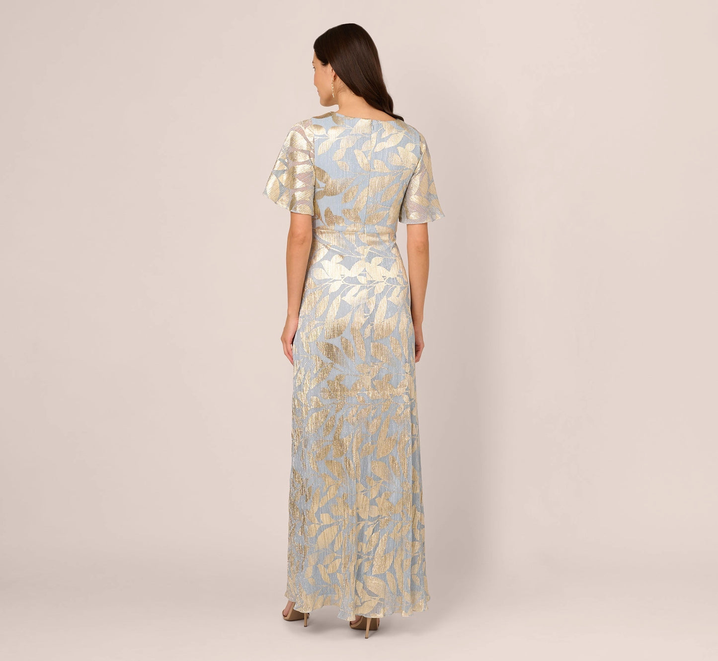 Luxurious A-Line V-Neck Flutter-Sleeve Closed-Back Floor-Length Mother of the Bride Dresses