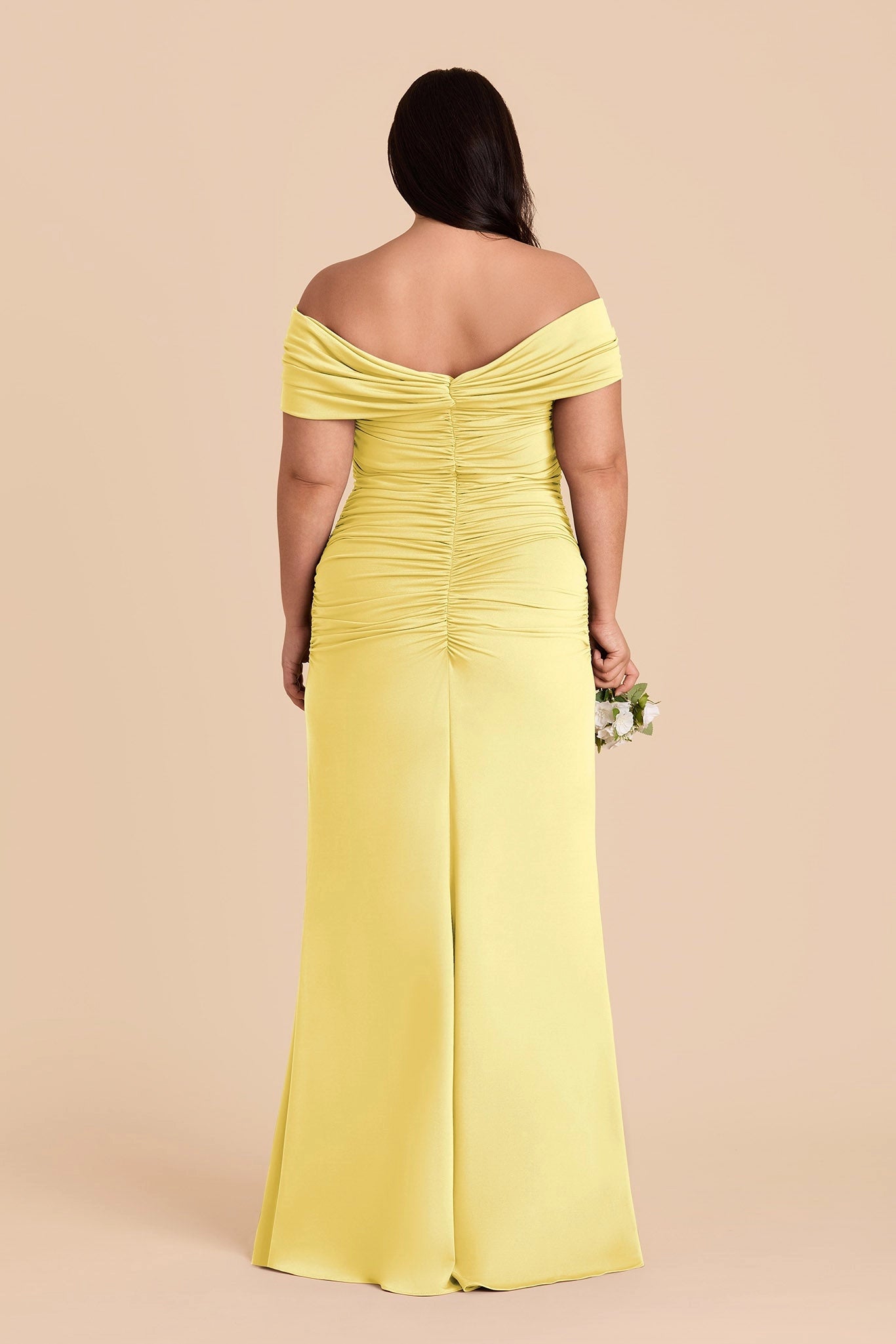 Elegant Off‑the‑Shoulder Ruched Mermaid Twist‑Back Maxi Plus Size Bridesmaid Dress