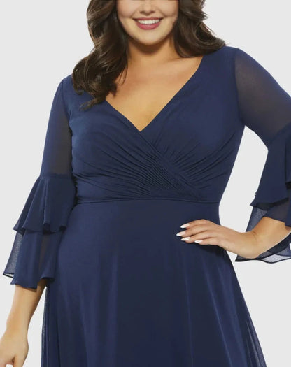 Graceful A‑Line V‑Neck Bell‑Sleeve Closed‑Back Floor‑Length Plus Size Bridesmaid Dress