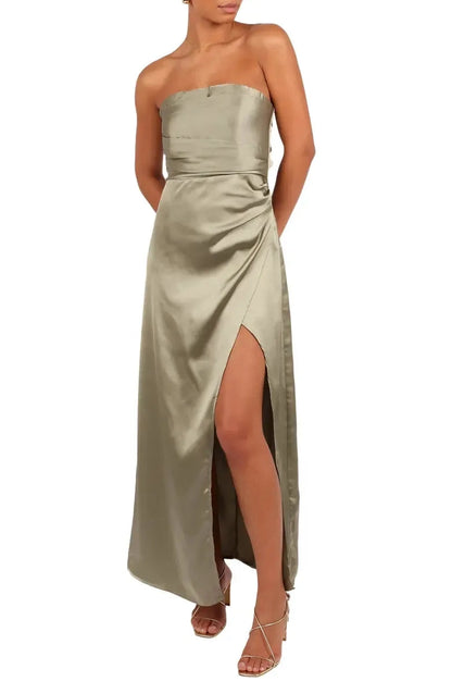 Sleek Sheath Strapless Sleeveless Smocked‑Back Floor‑Length Plus Size Wedding Guest Dress