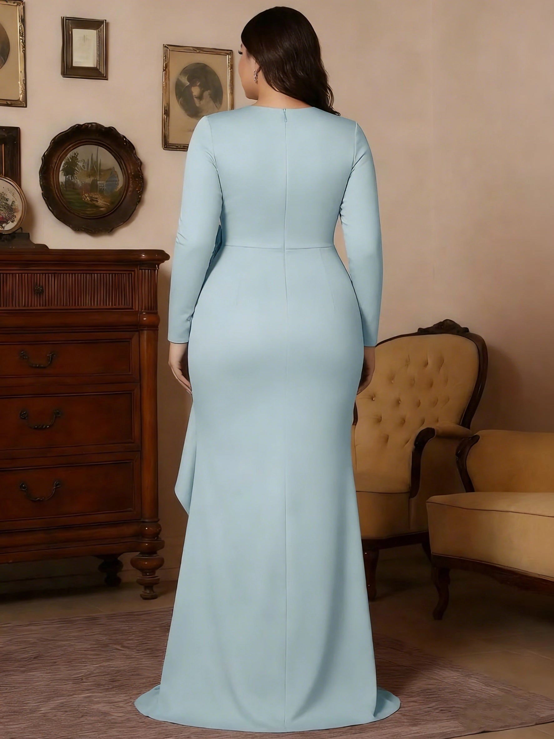 RoselleDress light blue long sleeve mermaid formal gown center vertical zipper back plus size mother dress back shot
