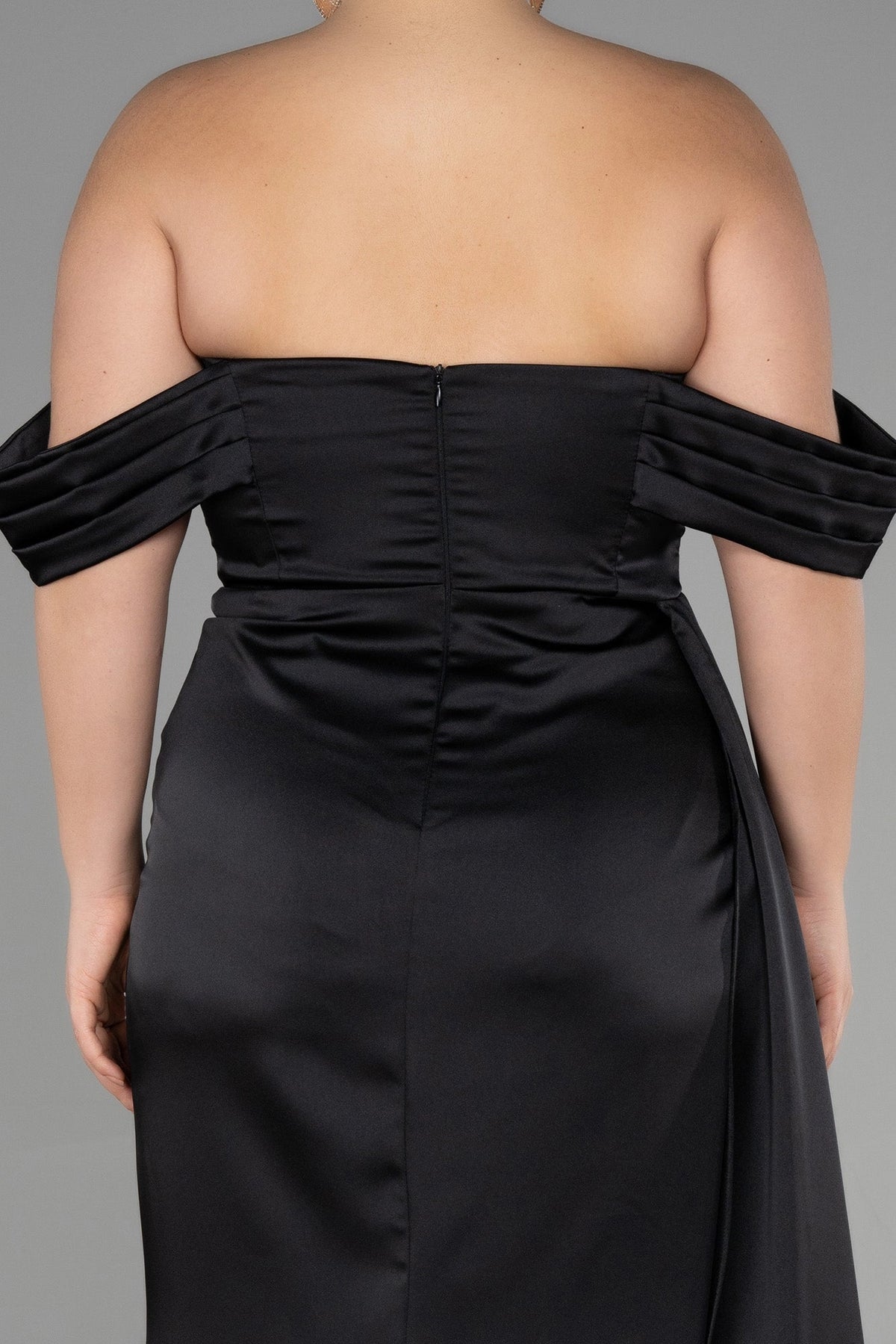 Glamorous Plus Size Mermaid Off Shoulder Zipper Back Long Evening Dress