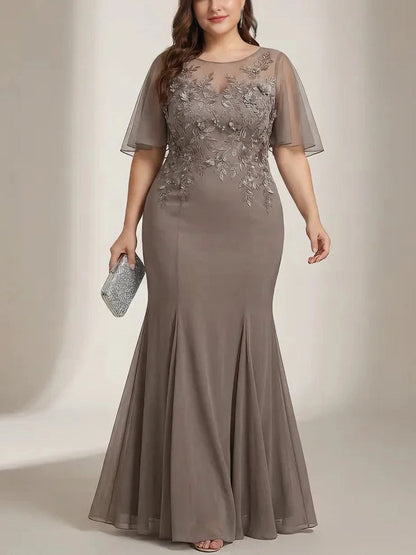 Elegant Mermaid Scoop-Neck Zipper-Back Floor-Length Plus Size Mother of the Bride Dress