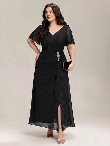 Plus Size Chiffon V-Neck Flutter Sleeve Rhinestone Brooch Slit Mother of Bride Dress