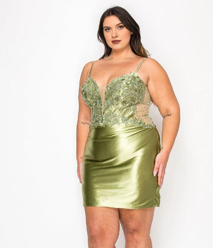 Stunning Plus Size Bodycon V-Neck Lace-Up Short Sage Satin Homecoming Dress