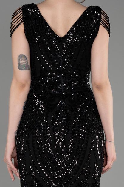 Glamorous Plus Size Mermaid V Neck Beaded Cap Sleeve Long Evening Dress