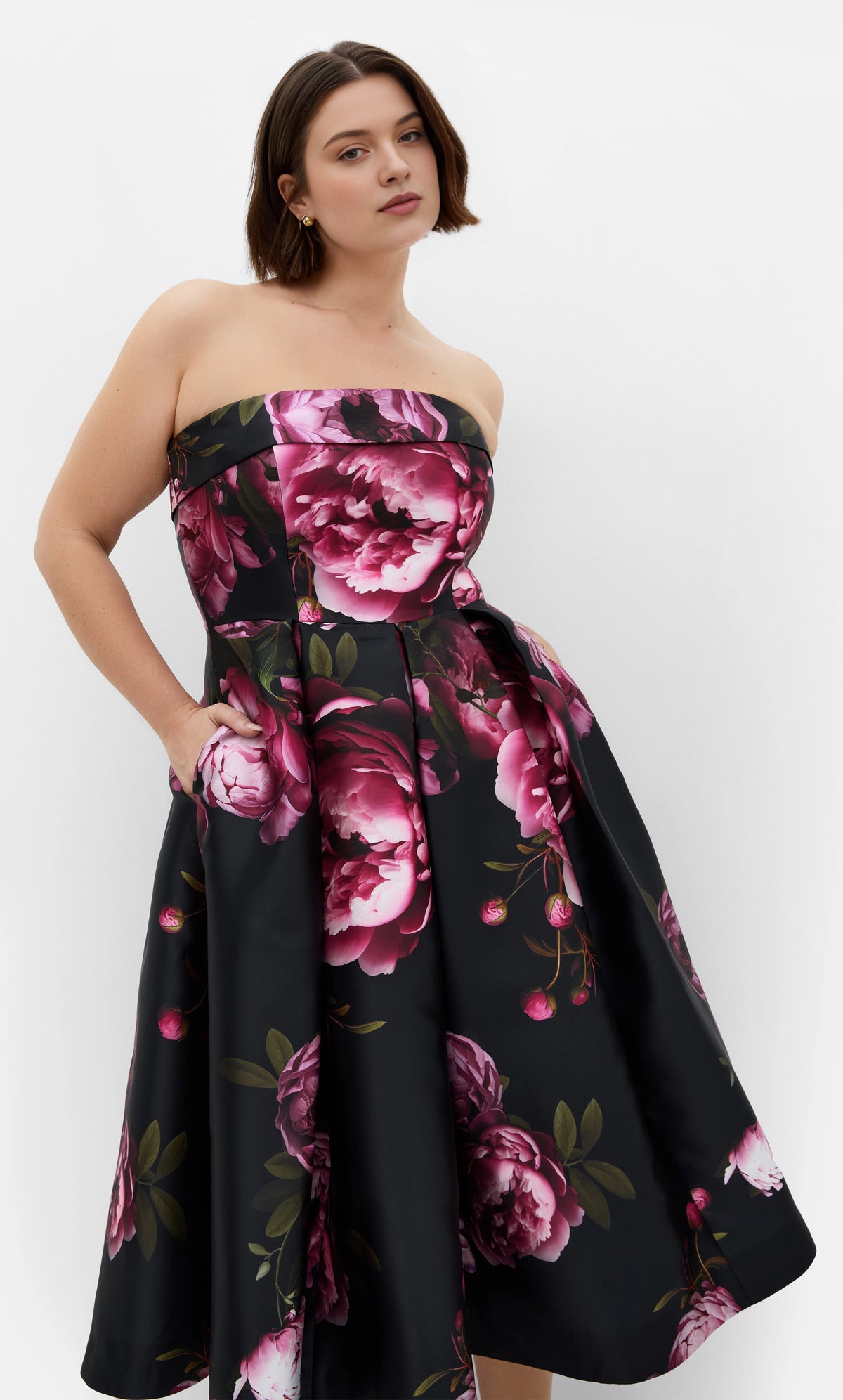Plus Size Jacquard Satin Strapless Pleated Tea-Length Wedding Guest Dress