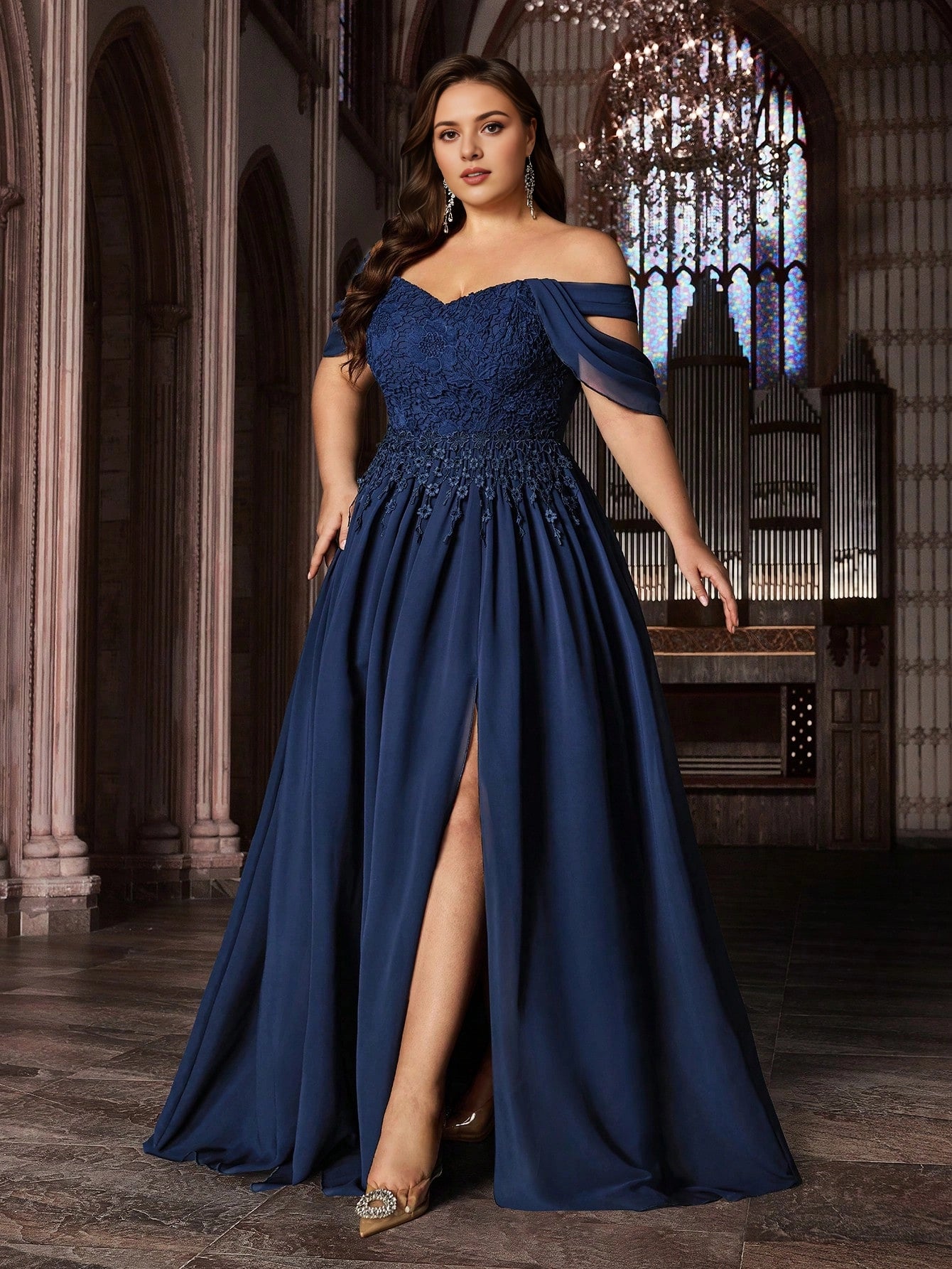 Plus Size Navy A‑Line Off‑Shoulder Sweetheart Short‑Sleeve Smocked‑Back Floor‑Length Prom Dress