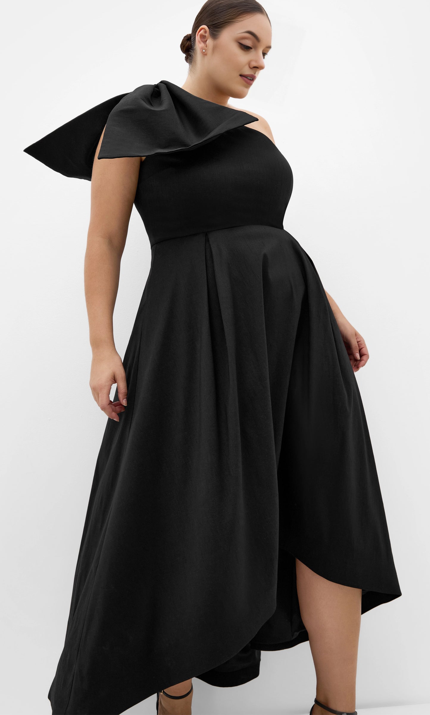 Burgundy One‑Shoulder Bow High‑Low A‑Line Plus Size Wedding Guest Dress