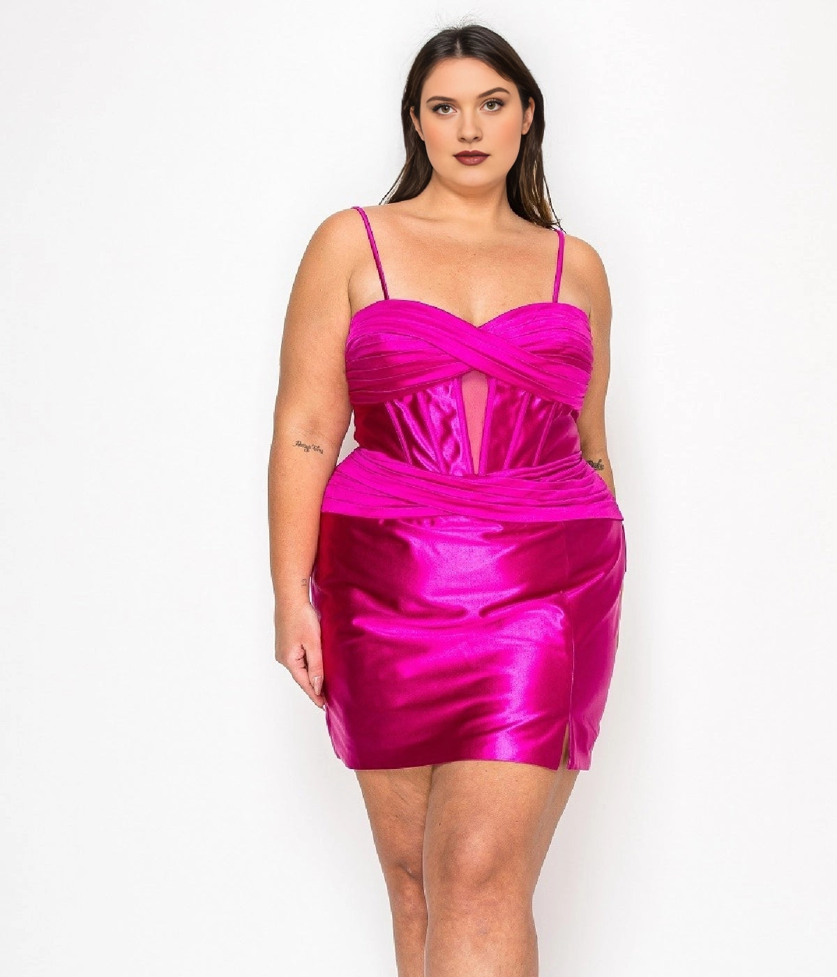 Chic Plus Size Bodycon Sweetheart Short Black Satin Homecoming Dress