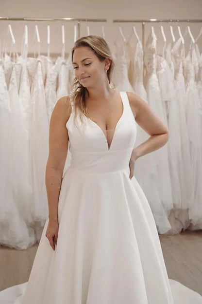 Minimalist A‑Line Deep V‑Neck Sleeveless V‑Back Floor‑Length Plus Size Wedding Dress