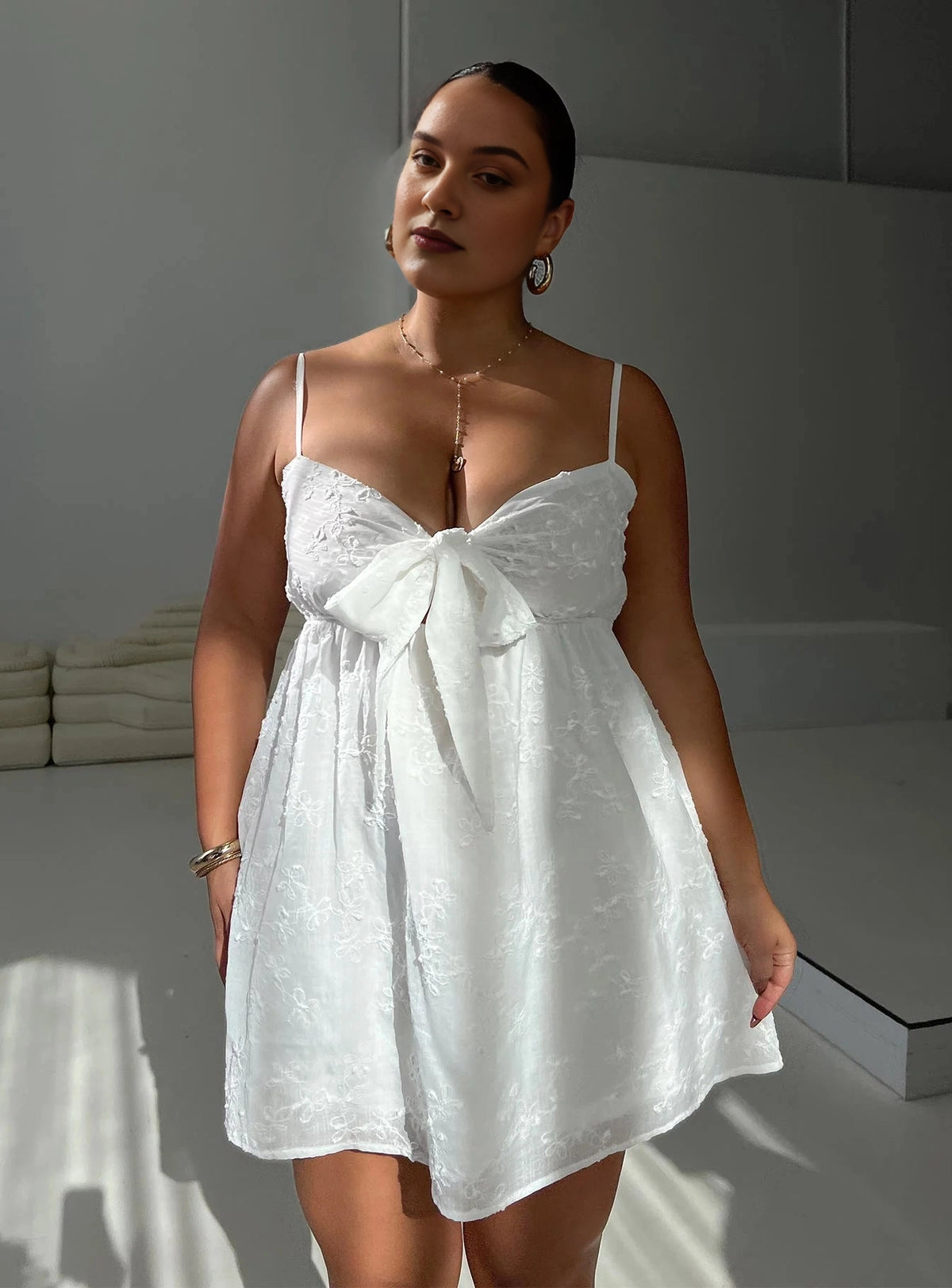 Sweet Plus Size A-Line Sweetheart Short White Chiffon Homecoming Dress