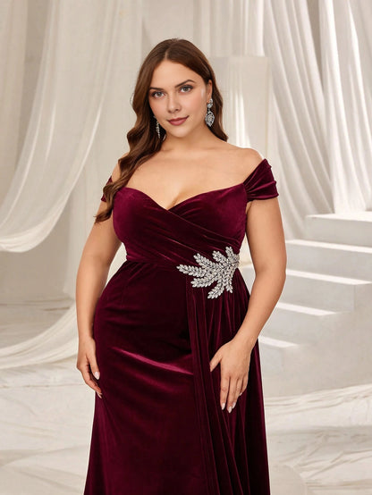 Roselledress Burgundy Velvet Plus Size Off Shoulder Beaded Long Evening Dress
