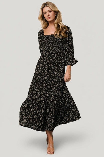 Flowy Tiered Square-Neck Puff Sleeve Smocked-Back Maxi casual Mother Of Bride Dress