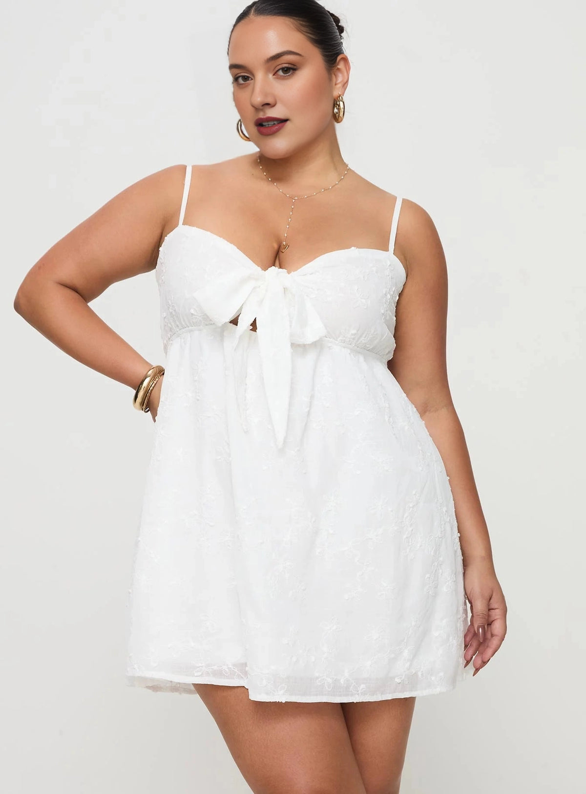 Sweet Plus Size A-Line Sweetheart Short White Chiffon Homecoming Dress