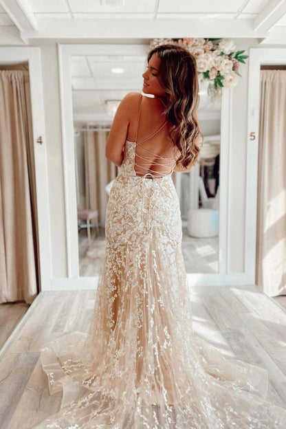 Romantic Mermaid Scoop‑Neck Sleeveless Lace‑Up‑Back Sweep‑Train Plus Size Wedding Dress