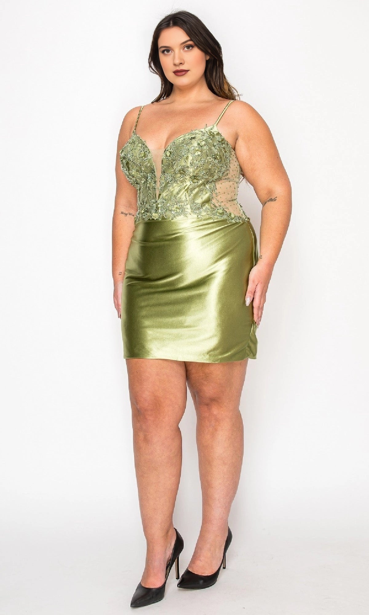 Stunning Plus Size Bodycon V-Neck Lace-Up Short Sage Satin Homecoming Dress