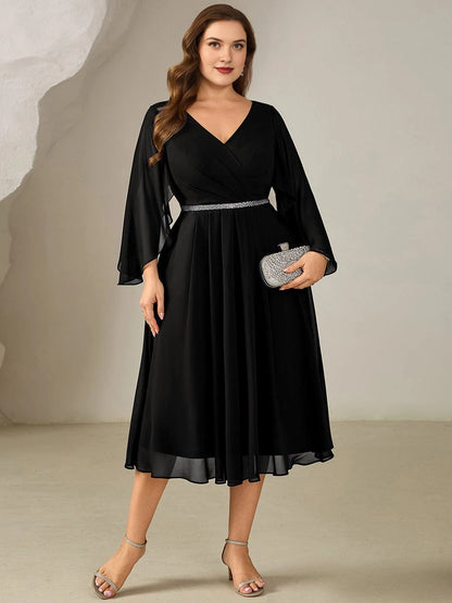 Plus Size A-Line V-Neck Cape Sleeve Elastic-Back Mother of the Bride Dress