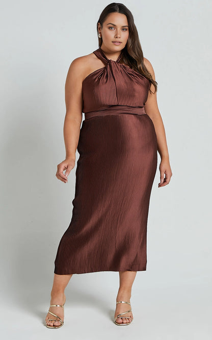 Glamorous Sheath Halter Sleeveless Tie‑Back Midi‑Length Plus Size Wedding Guest Dress