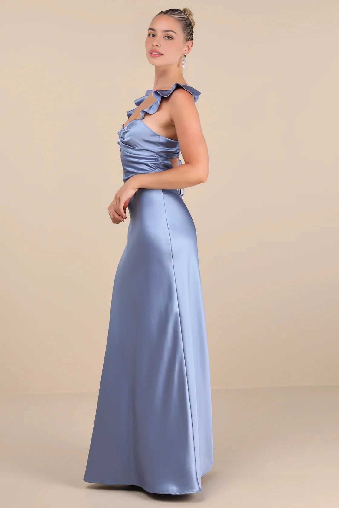 Sleek Maxi Ruffle Spaghetti Tie-Back Cutout Long Prom Dress