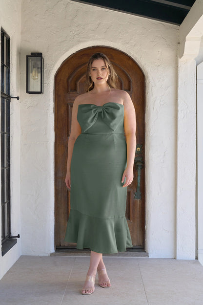 Elegant Plus Size Mermaid Straight Neck Strapless Zipper Back Wedding Guest Dress
