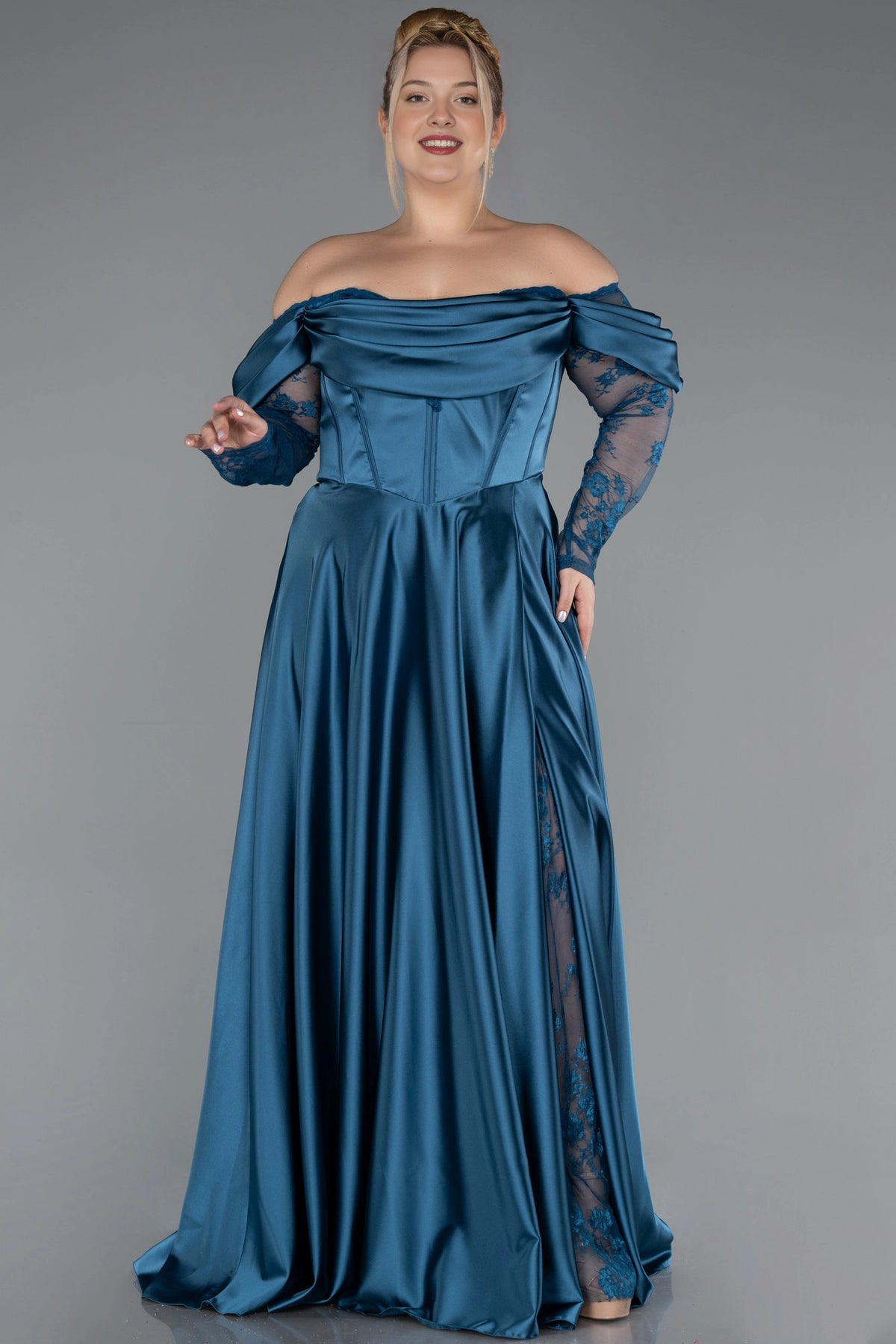 Elegant A-Line Off-Shoulder Lace-Sleeve Zipper-Back Floor-Length Plus Size Wedding Guest Dress