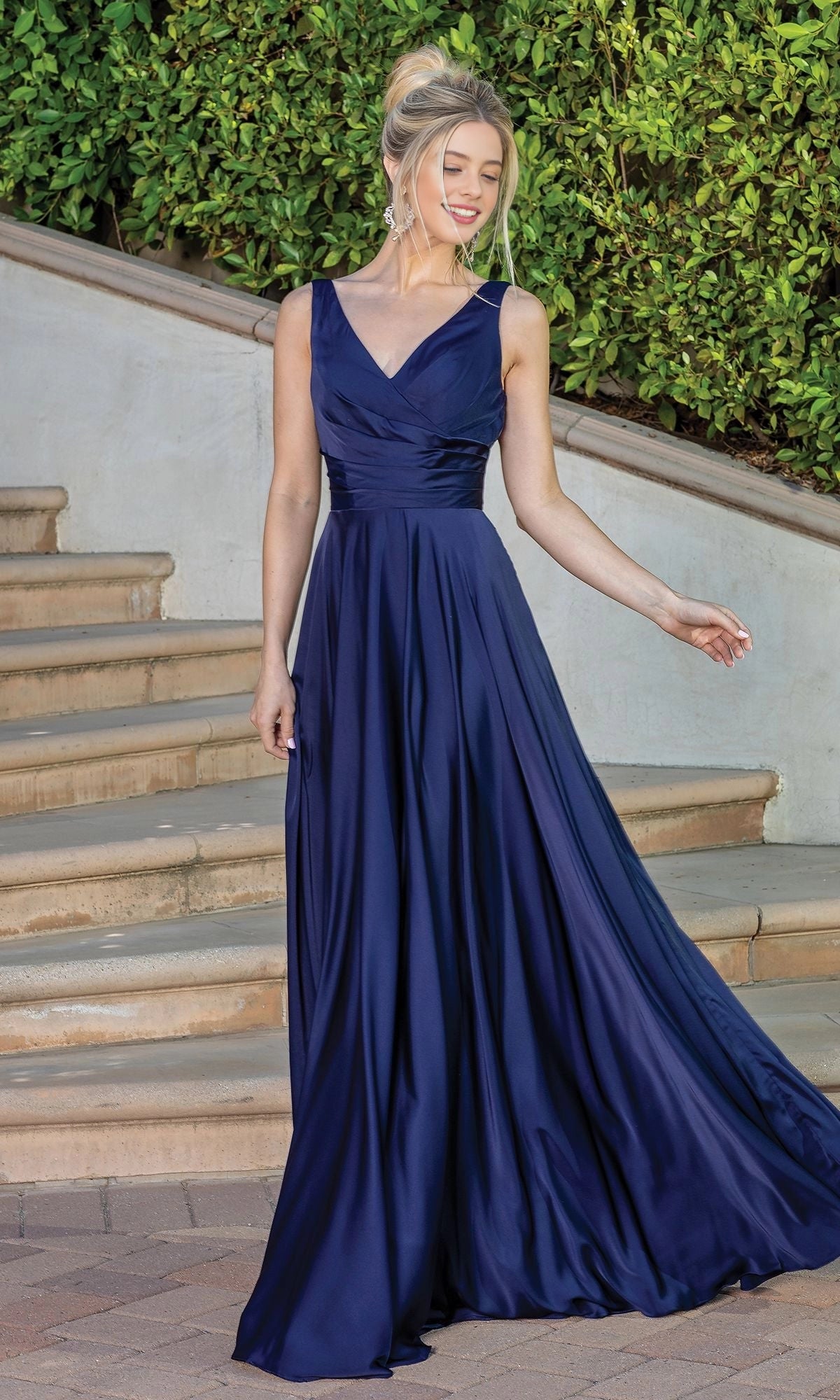 Flowy A Line V Sleeveless Lace Up Back Maxi Prom Dress