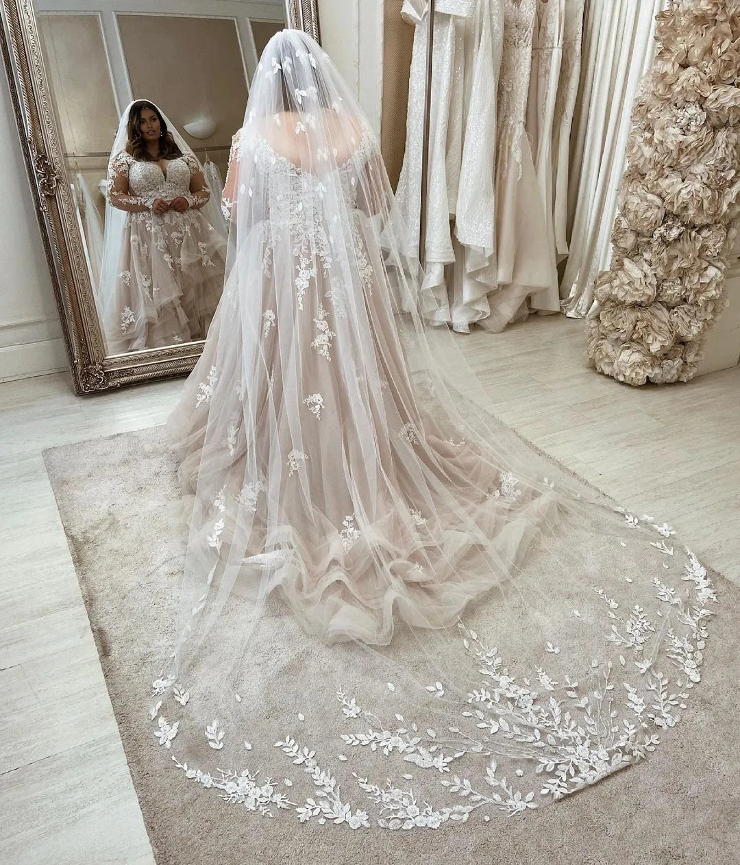 Roselledress plus size A‑line wedding dress v neck long sleeve nude tulle lace applique bridal gown