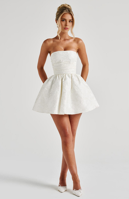 Chic A-Line Strapless Sleeveless Lace Up Back Mini Homecoming Dress