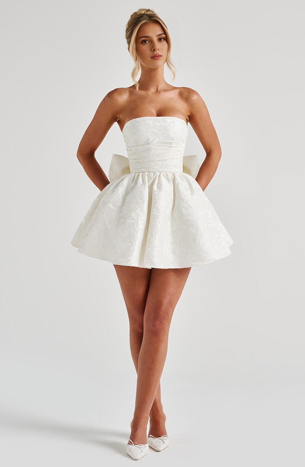 Chic A-Line Strapless Sleeveless Lace Up Back Mini Homecoming Dress