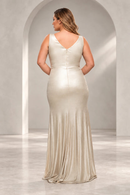 Elegant Metallic Sheath V-Neck Sleeveless V-Back Floor-Length Plus Size Evening Dress