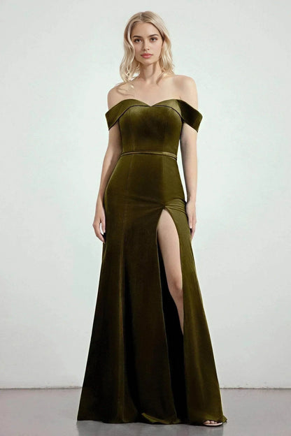 Elegant Plus Size Mermaid Sweetheart Off Shoulder V Back Long Bridesmaid Dress