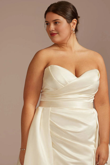 Elegant A-Line Sweetheart Strapless Straight Back Plus Size Wedding Dress
