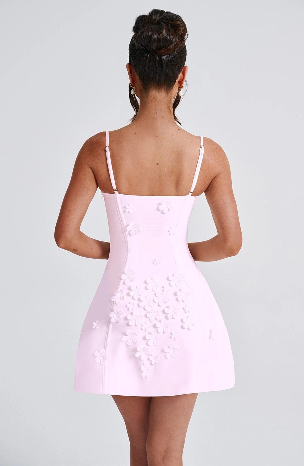 White Floral A Line Sweetheart Spaghetti Strap Backless Mini Homecoming Dress