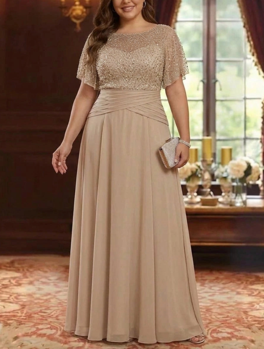 Elegant A-Line Scoop Neck Short Sleeve Floor-Length Plus Size Mother of the Bride Dress