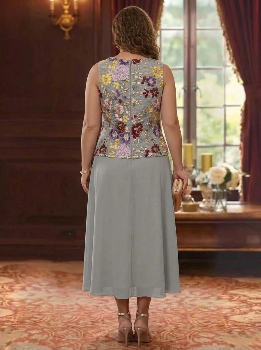 Elegant A-Line Scoop-Neck Zipper-Back Plus Size Mother of the Bride Dress