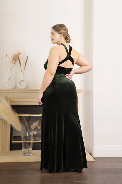 Elegant Plus Size A-Line Halter Neck Sleeveless Cutout Back Maxi Bridesmaid Dress