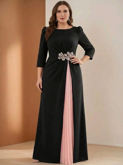 Elegant A-Line Pleated-Back Floor-Length Plus Size Mother of the Bride Dress