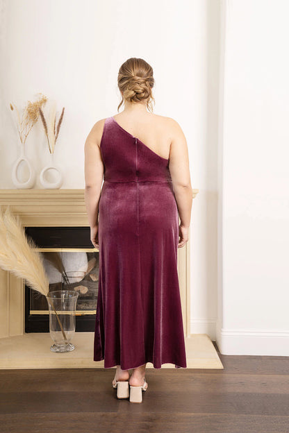 Elegant Plus Size Sheath One Shoulder Sleeveless Zipper Back Maxi Bridesmaid Dress