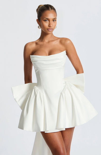 Satin A Line Strapless Sleeveless Lace Up Back Mini hocming dress